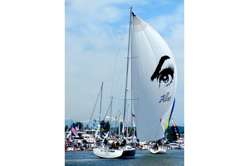 Allure Yacht Photos Pics Opening Day Parade of Boats (Sail & Power) through the Montlake Cut.