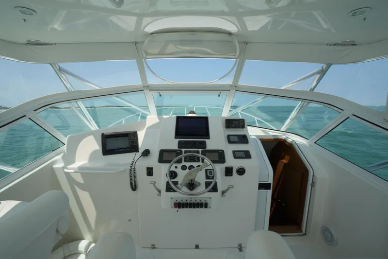 Play Pen Yacht Photos Pics 