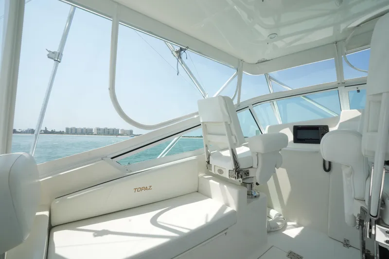 Play Pen Yacht Photos Pics 