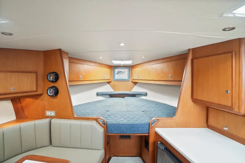 Play Pen Yacht Photos Pics 