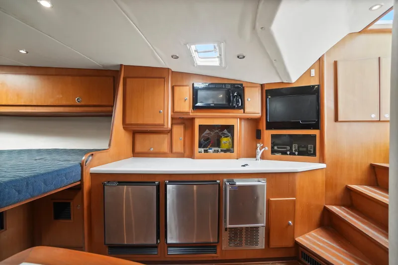 Play Pen Yacht Photos Pics 