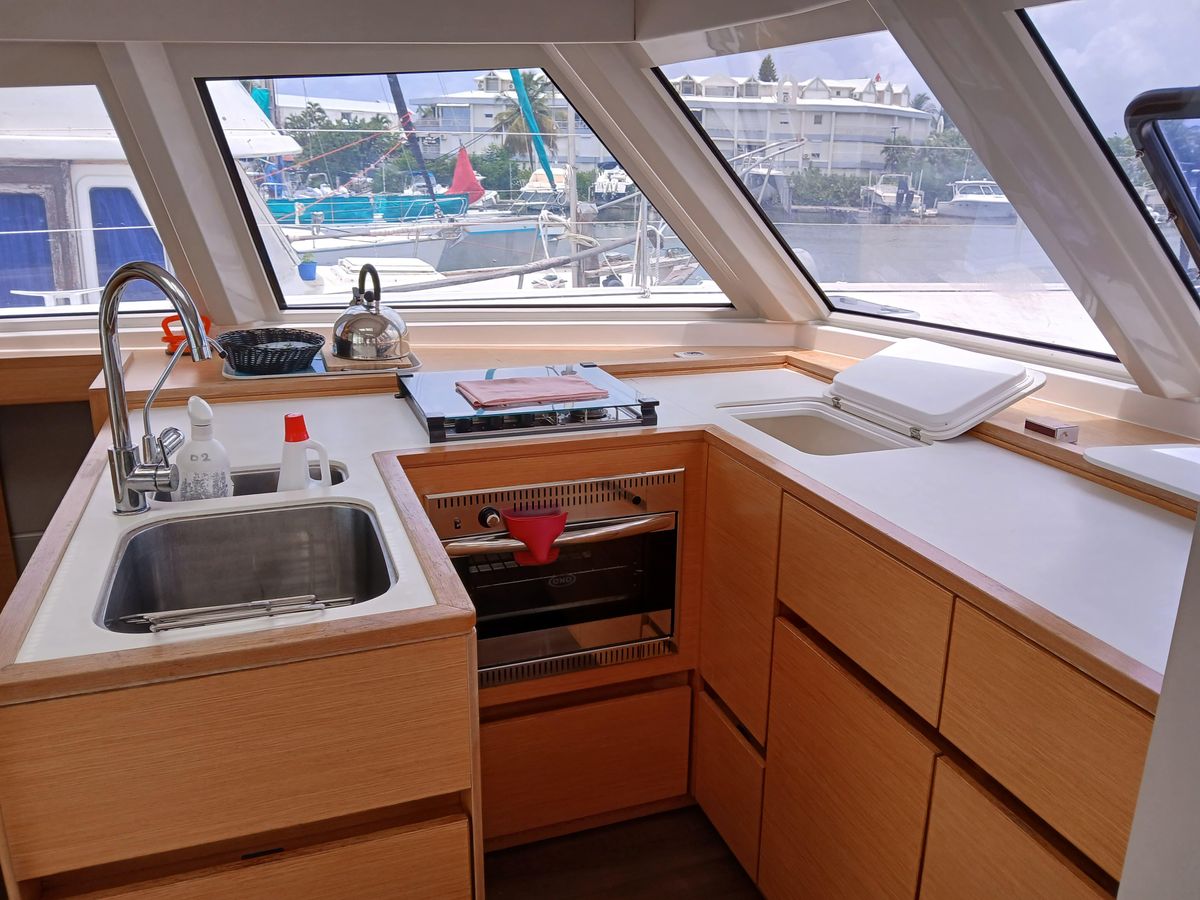 2018 Nautitech 46 