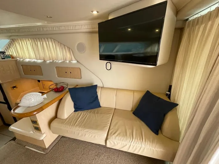 Out Numbered Yacht Photos Pics 