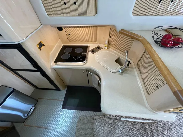 Out Numbered Yacht Photos Pics 