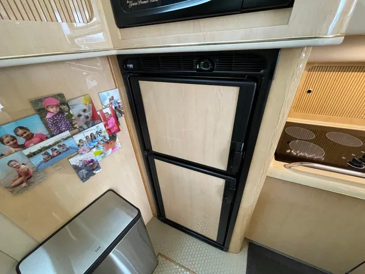 Out Numbered Yacht Photos Pics 