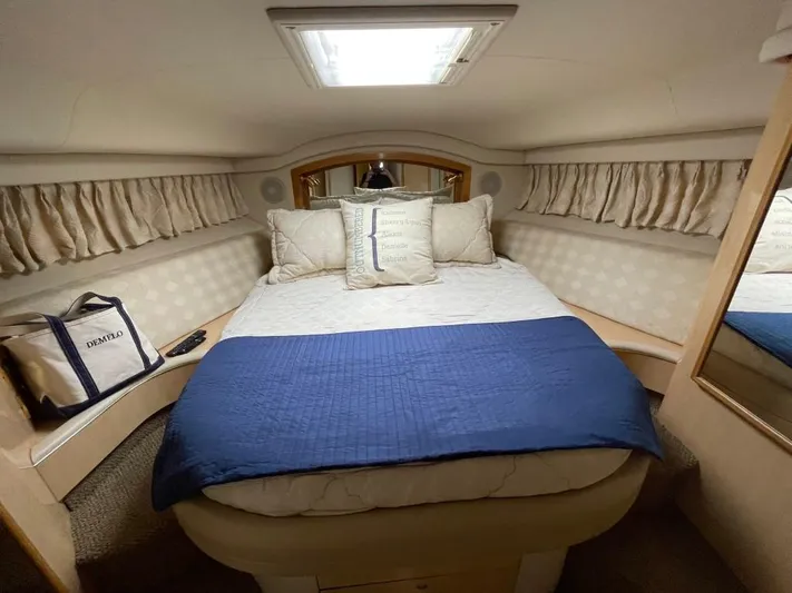 Out Numbered Yacht Photos Pics 