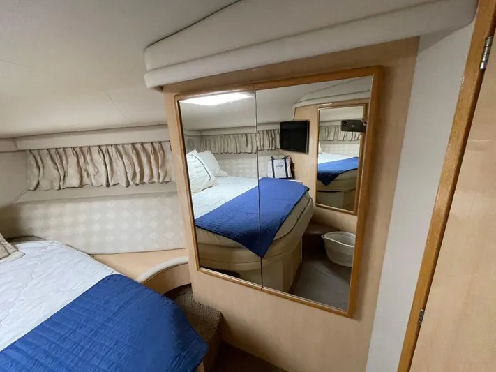 Out Numbered Yacht Photos Pics 