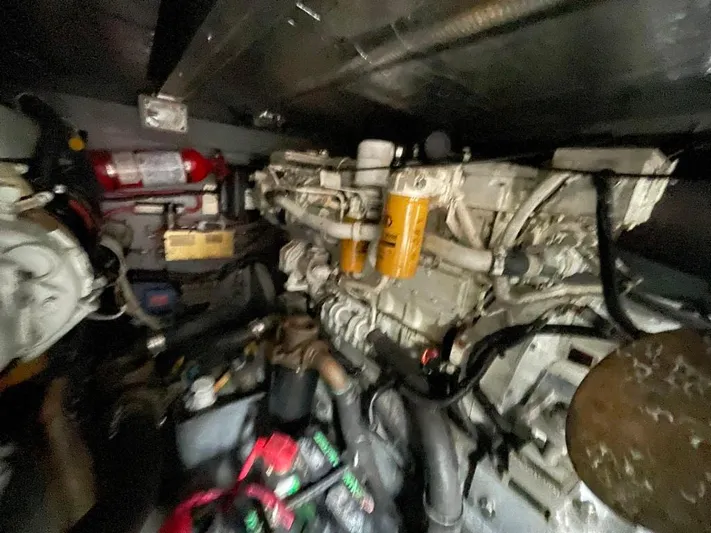 Out Numbered Yacht Photos Pics 