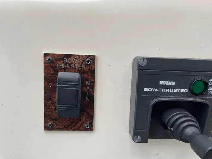 Out Numbered Yacht Photos Pics 