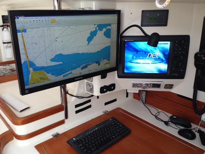 Rossa Yacht Photos Pics 