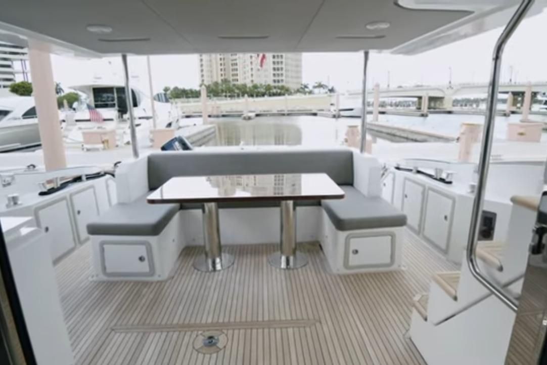 2017 Azimut 66 