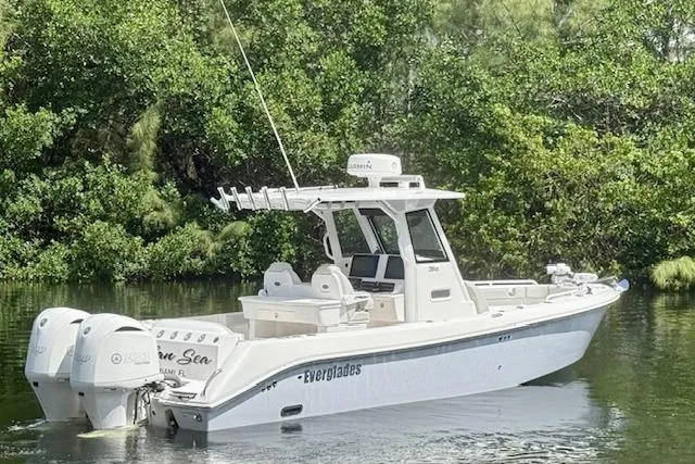 Plan Sea Yacht Photos Pics 2019 Everglades 295 Center Console