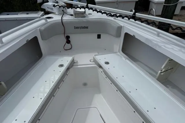 Plan Sea Yacht Photos Pics 2019 Everglades 295 Center Console