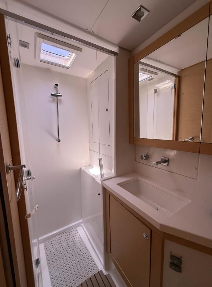 2013 Lagoon 45 