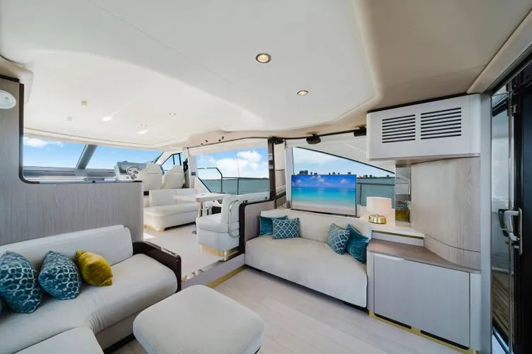 Our Trade Yacht Photos Pics 2023 Azimut 60 Fly - Image 10