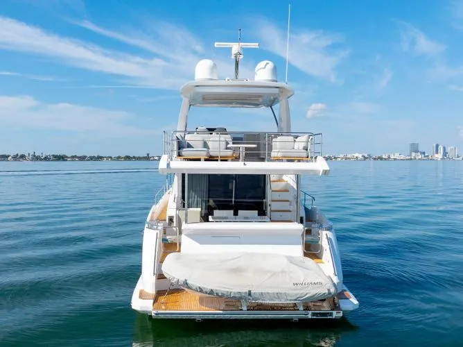 Our Trade Yacht Photos Pics 2023 Azimut 60 Fly - Image 7