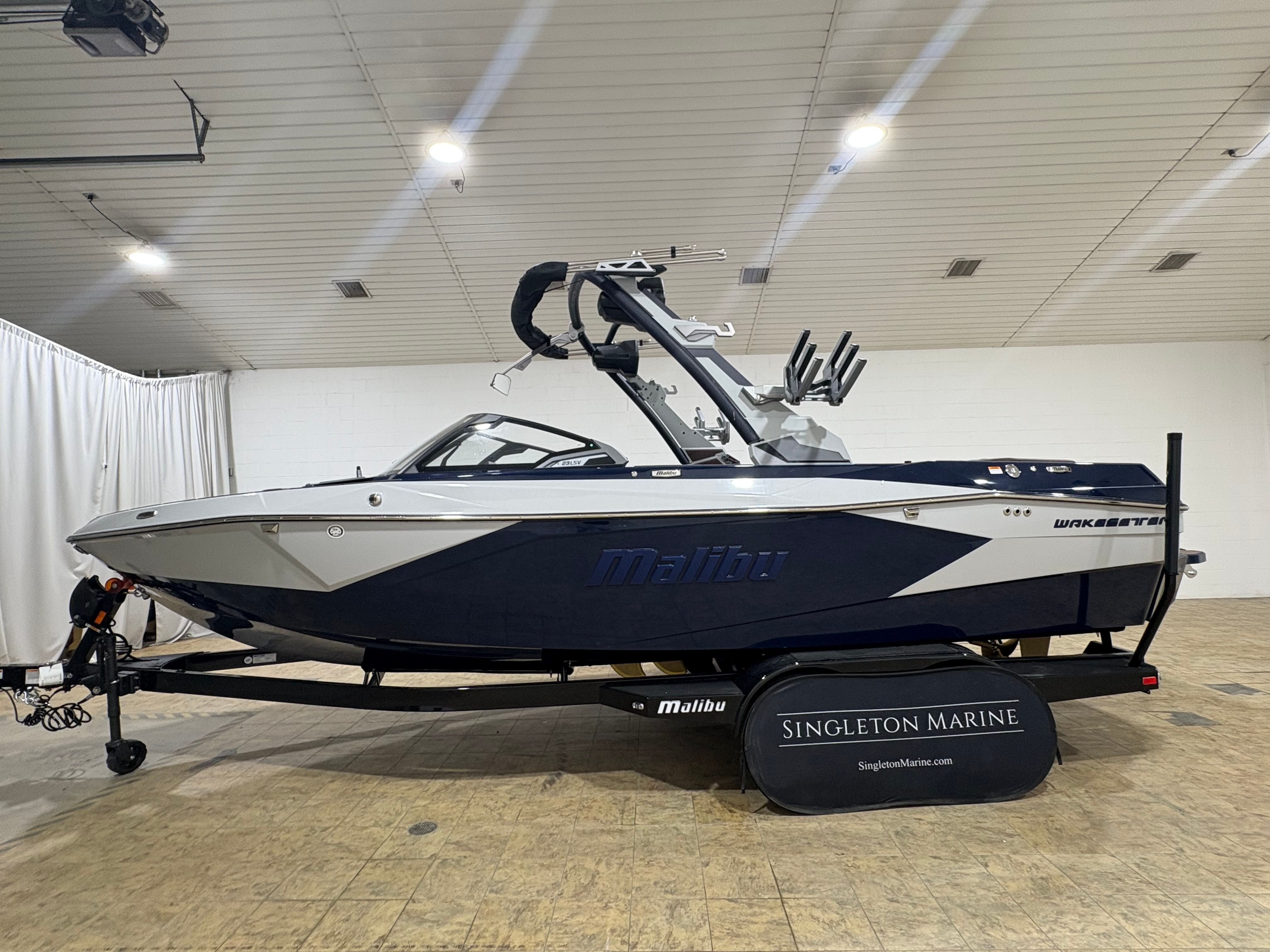 Malibu Wakesetter 23 LSV