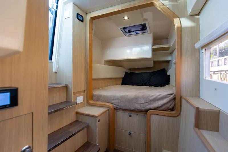 Katz Azz Yacht Photos Pics 2018 36 Aquila 36 Power Cat Katz Azz Starboard Stateroom