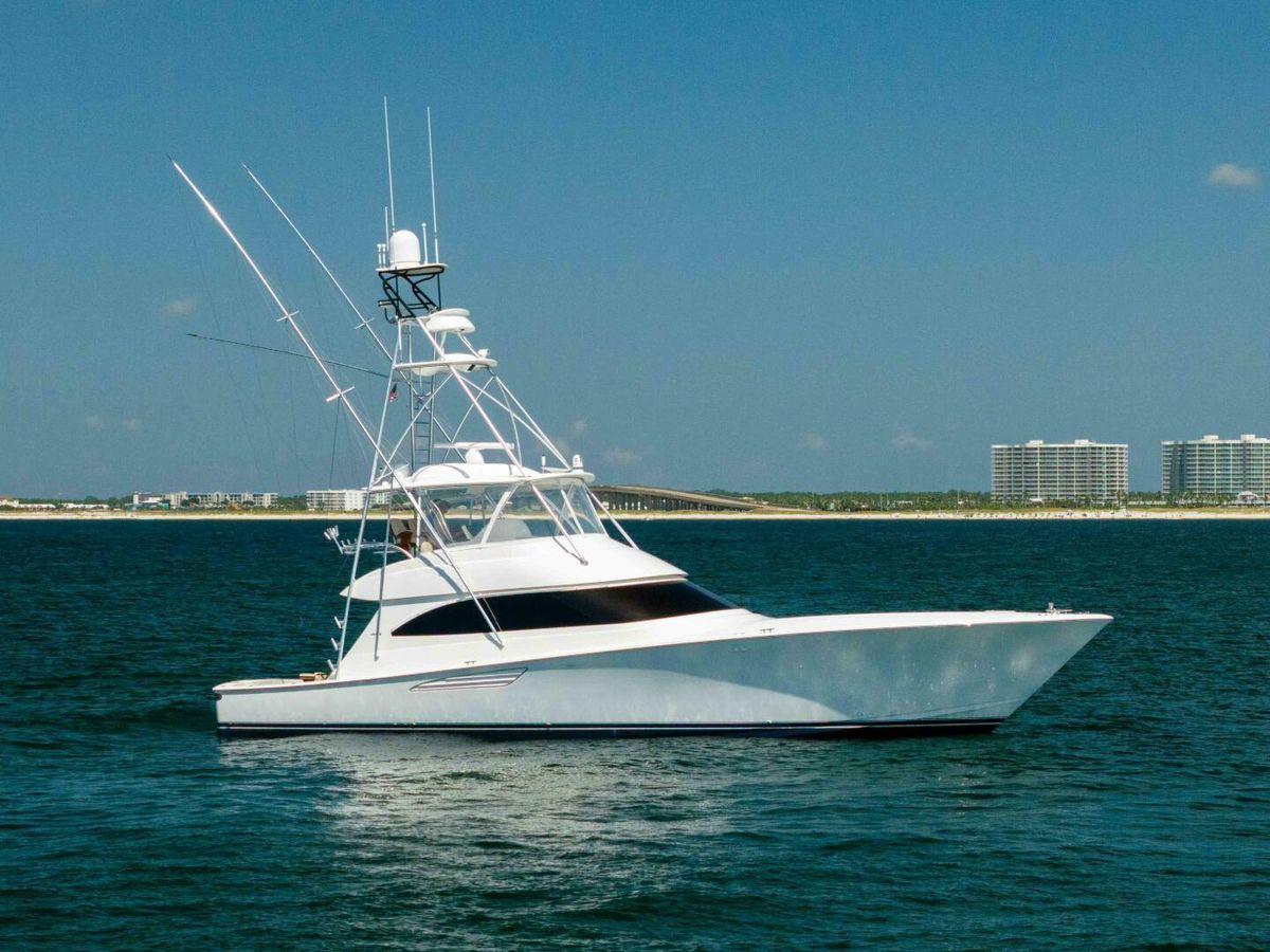 2018 Viking 62 