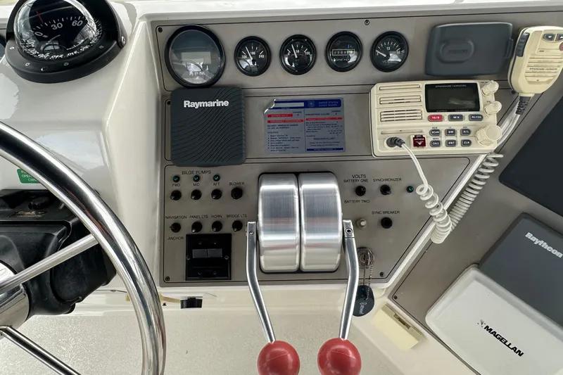  Yacht Photos Pics Control panel of a 1998 Carver 445 Aft Cabin Motor Yacht with navigation instruments.