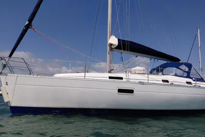 2001 Beneteau Oceanis Clipper 361