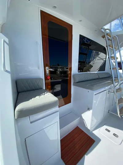 Ayayai Yacht Photos Pics 