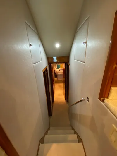 Ayayai Yacht Photos Pics 