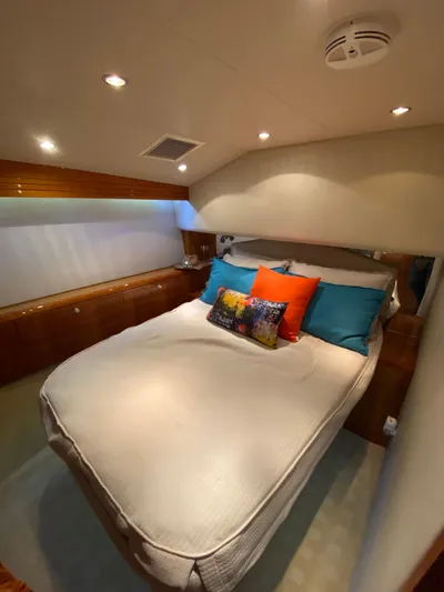 Ayayai Yacht Photos Pics 