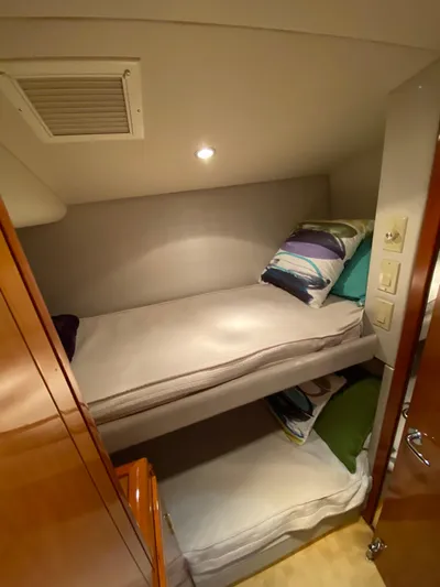 Ayayai Yacht Photos Pics 