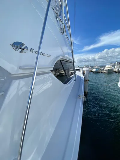 Ayayai Yacht Photos Pics 