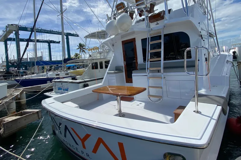 Ayayai Yacht Photos Pics 
