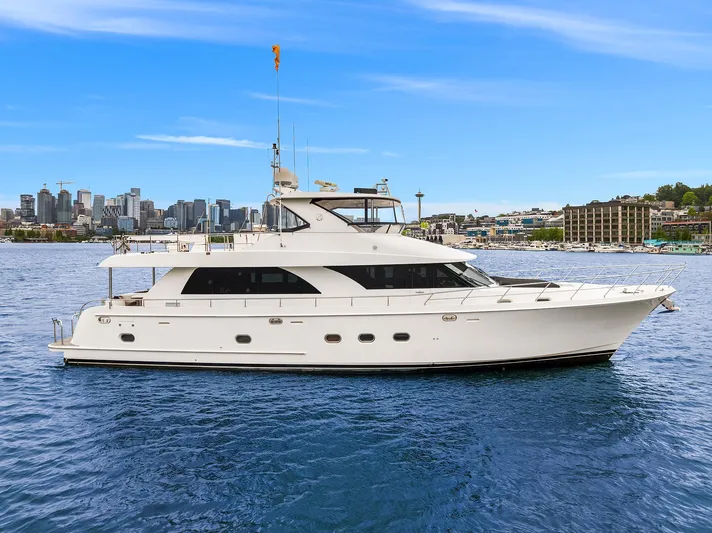 Coconut Yacht Photos Pics 