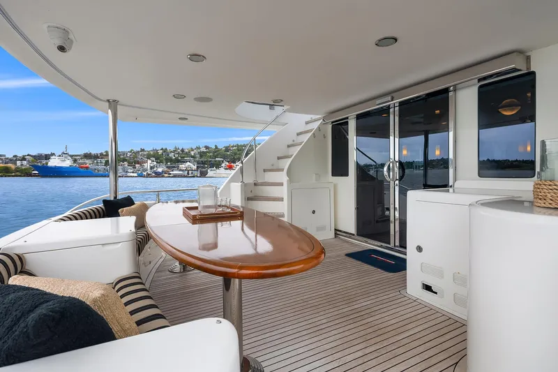 Coconut Yacht Photos Pics 
