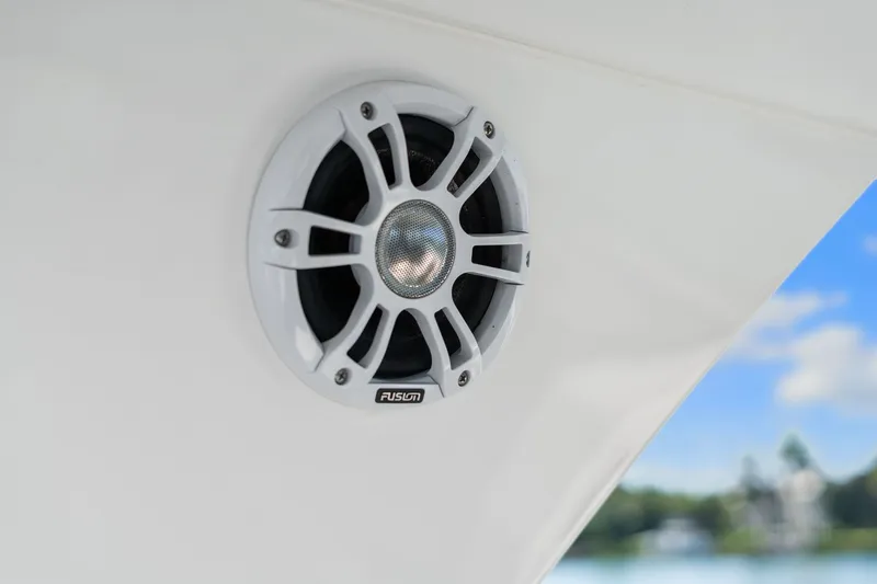  Yacht Photos Pics Fusion speaker on 2020 Sea Ray 400 SLX Outboard boat.