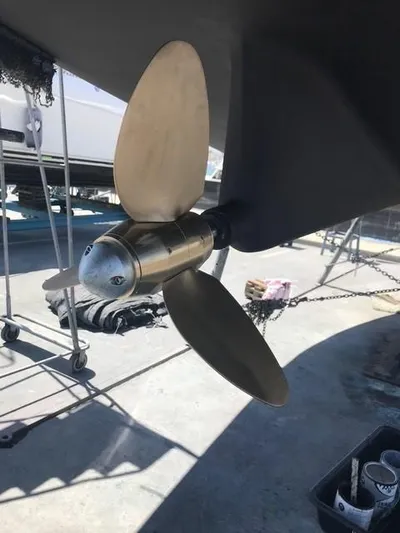 Nina Mia Yacht Photos Pics Catalina 385 sailboat propeller, 2018 model, in a boatyard setting.