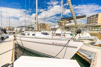 2018 Catalina 385