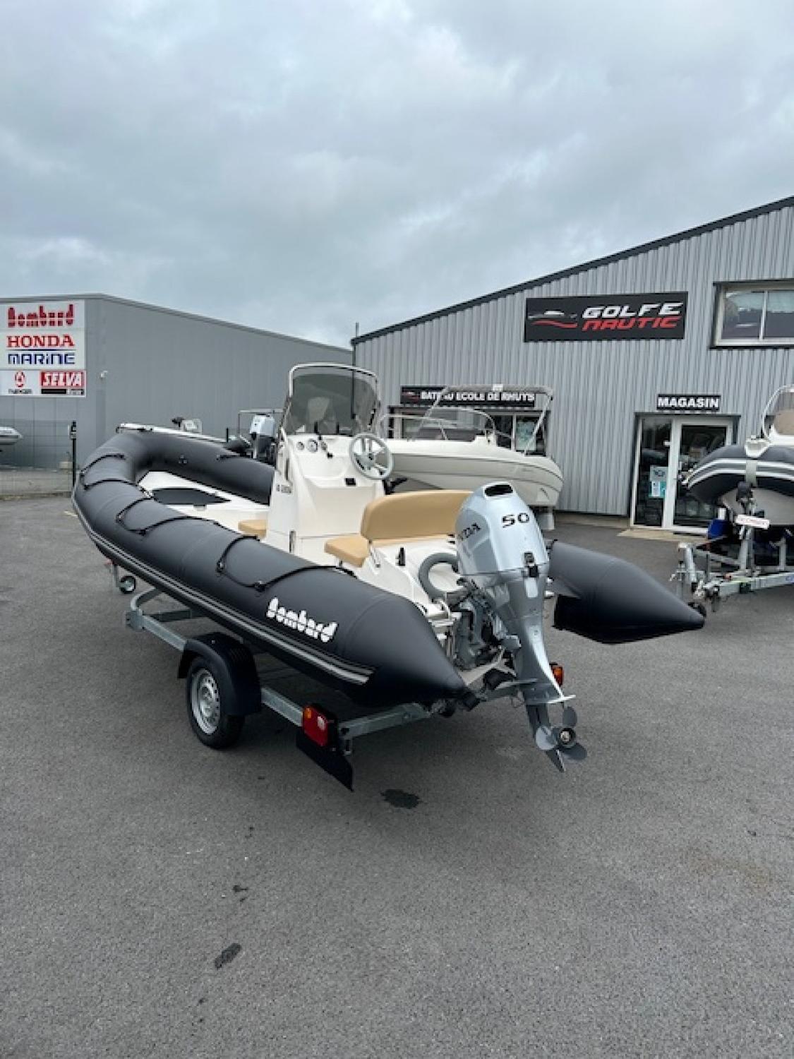 New Bombard Sunrider 550 Pvc in 56 - Morbihan - iNautia