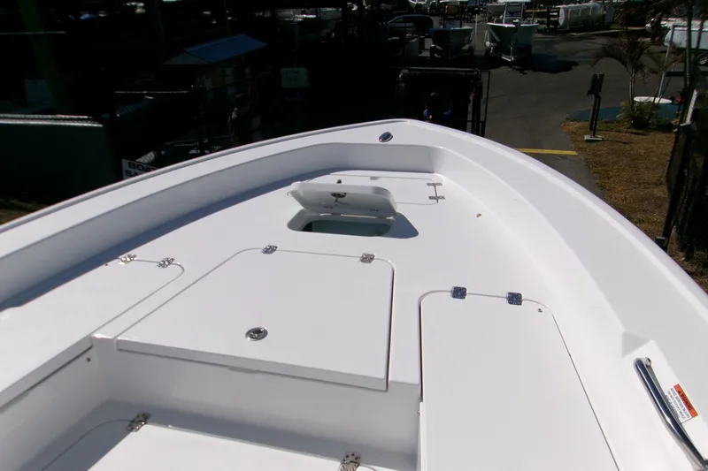  Yacht Photos Pics 2026 Sportsman Masters 267OE Bay Boat deck with storage compartments.