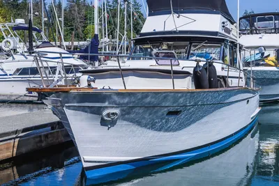 Trojan 3700 Sea Voyager