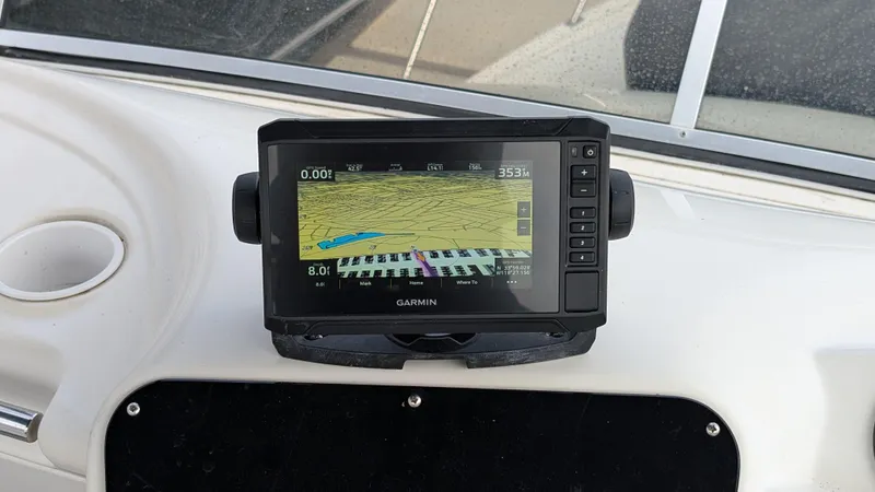  Yacht Photos Pics Garmin navigation system on 2008 Meridian 341 Sedan boat dashboard.