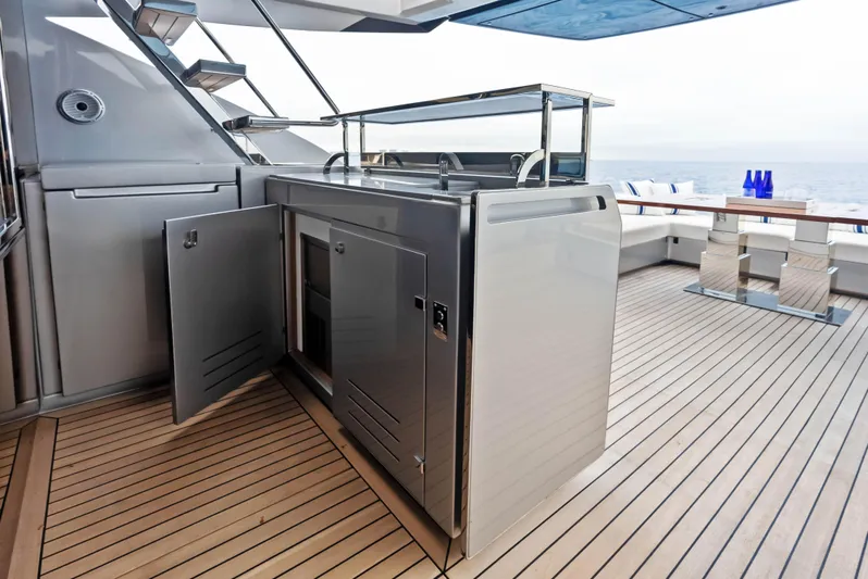Our Trade Yacht Photos Pics Outdoor kitchen on the 2021 Riva 88' FOLGORE yacht with ocean view.