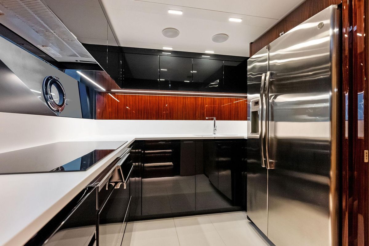 2021 Riva 88 