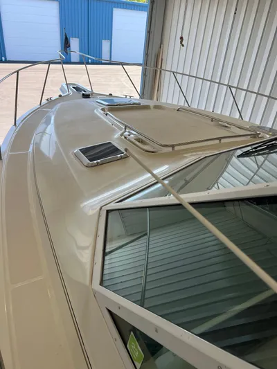  Yacht Photos Pics Port deck looking forward