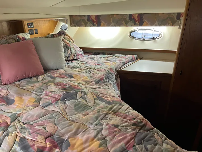  Yacht Photos Pics Bed