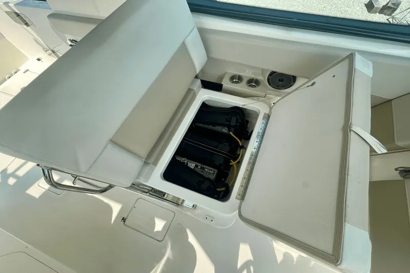  Yacht Photos Pics Boston Whaler 280 Vantage 2022, seat storage compartment open.