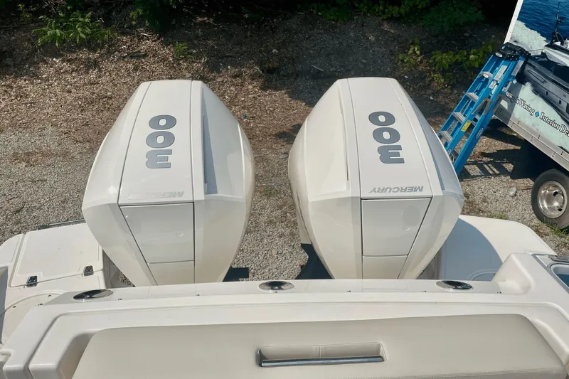  Yacht Photos Pics Two Mercury 300 outboard engines on a 2022 Boston Whaler 280 Vantage.