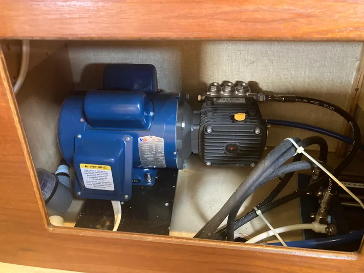 Andante Yacht Photos Pics 