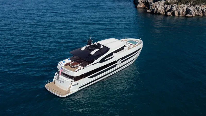 Lazzara Uhv 100 Yacht Photos Pics 