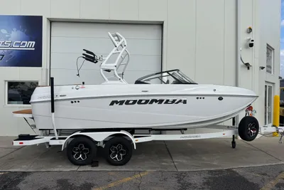 Moomba Mondo