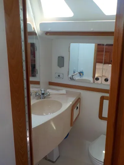 Brisa Surena Yacht Photos Pics Aft Head Starboard Side